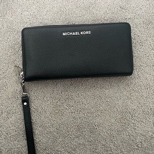 Micheal kors black Women wallet